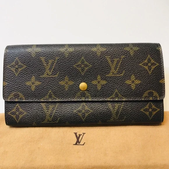 🔥LOUIS VUITTON Vintage Monogram Sarah Wallet🔥 - Picture 2 of 16